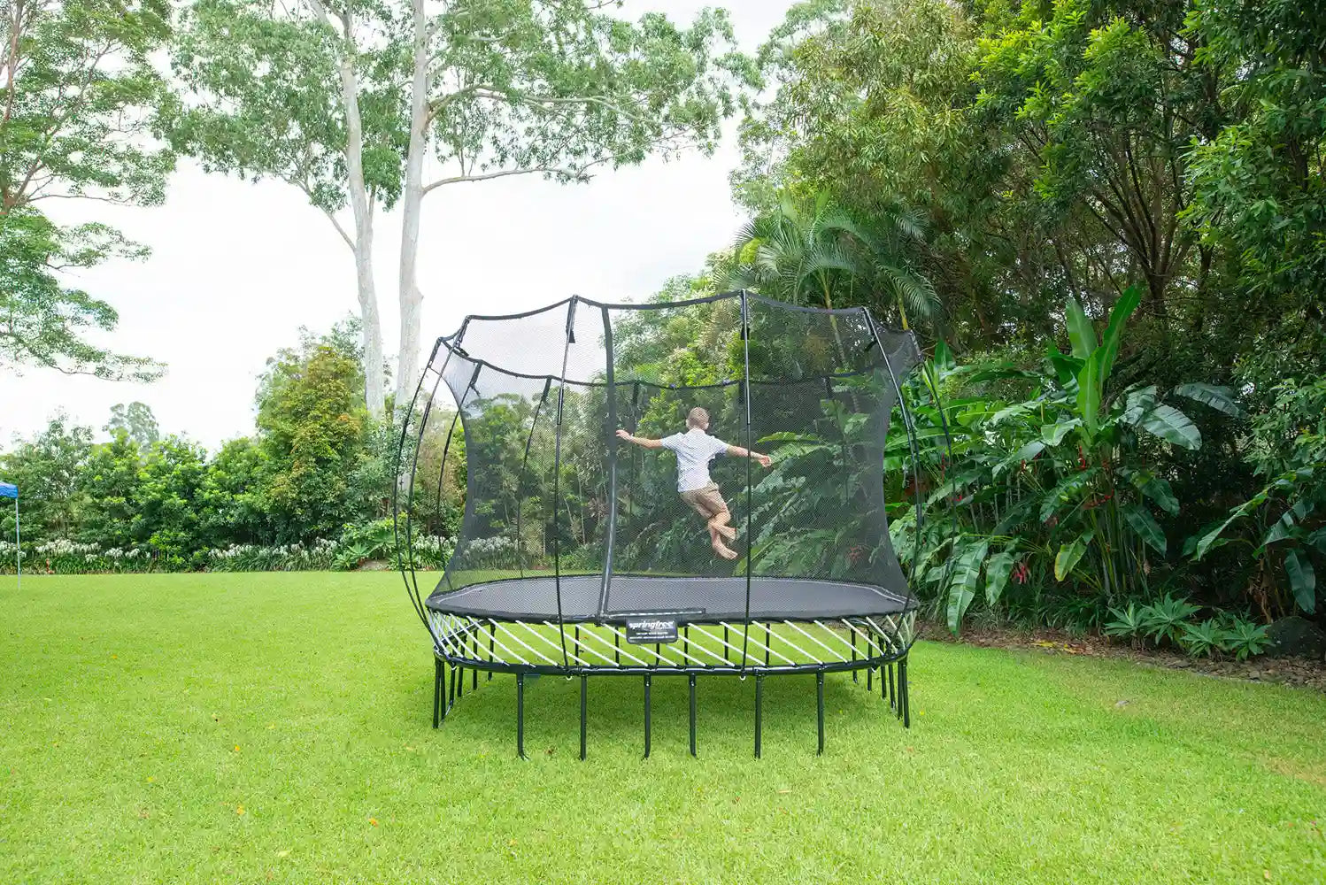 Square trampoline top